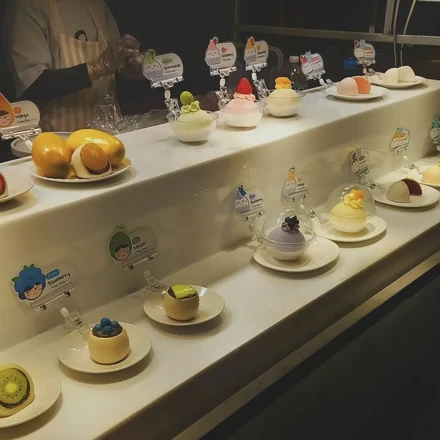 Magazine · Weekly Special Edition: Muyongdong