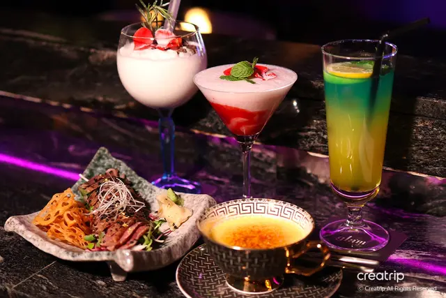 Popular Lounge Bar in ItaewonㅣGlam Lounge