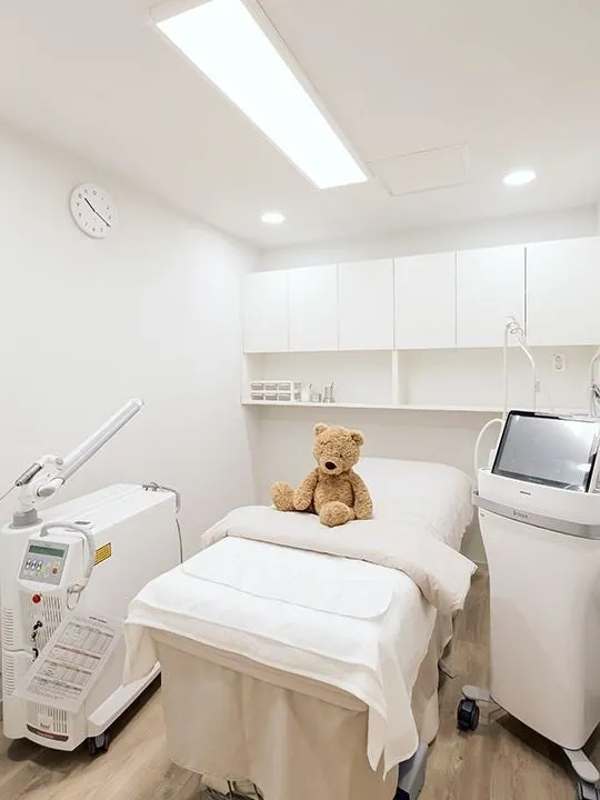 YONSEIRO CLINICㅣPetite Skin Procedures