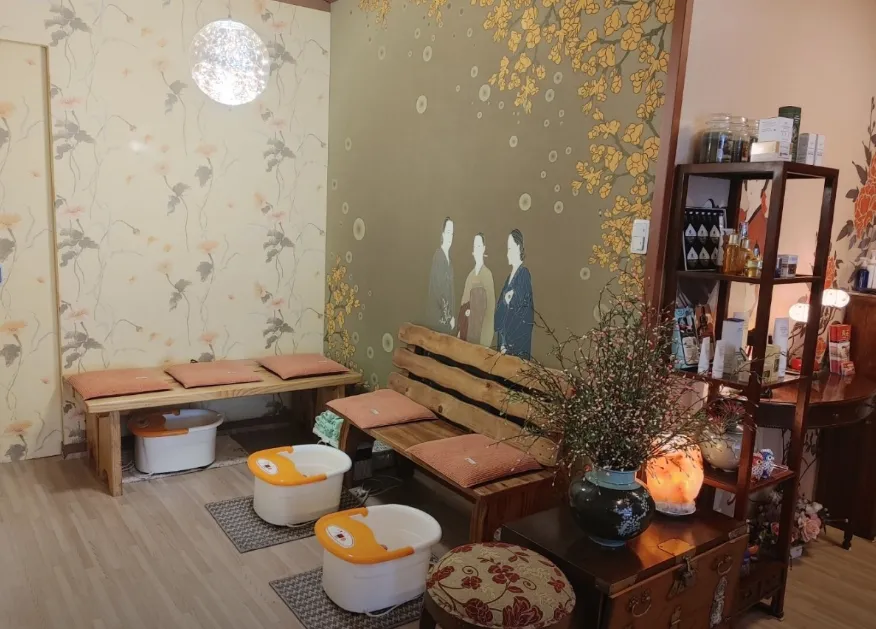 Janggeum Spa Esthetic | Book a Myeongdong Spa