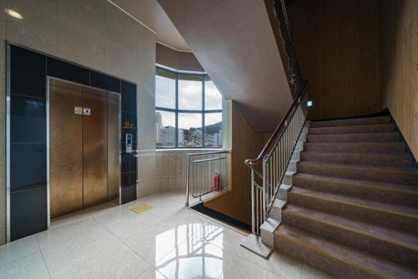 Khách sạn Shire Busan