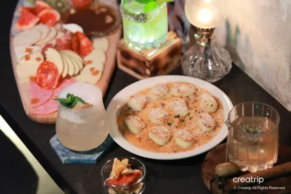 Popular Cocktail Bar Experience in DongdaemunㅣJean Frigo