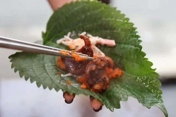 A retro-style grilled spicy webfoot octopus restaurantㅣPassion Is Also Jjukkumi