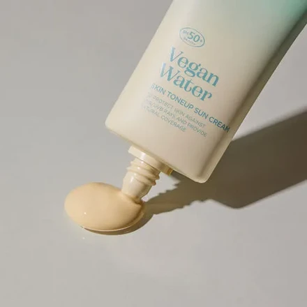 Kem chống nắng thuần chay cấp ẩm Labno SPF50+ PA++++