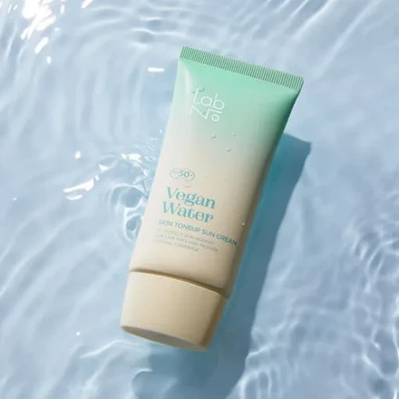 Kem chống nắng thuần chay cấp ẩm Labno SPF50+ PA++++