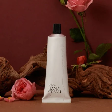 Kem dưỡng da tay hương gỗ hồng Labno