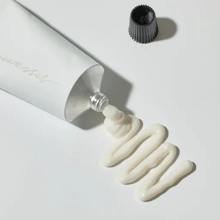 Kem dưỡng da tay hương gỗ hồng Labno