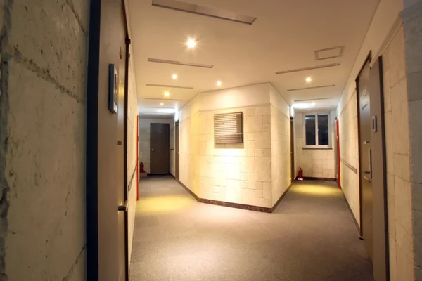 Khách sạn Three Seven