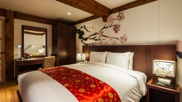 Gyeongwonjae by Walkerhill