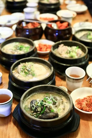 Tosokchon Samgyetang