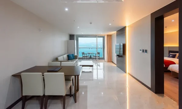 Yeosu Venezia Hotel and Suites - 4-star or similar class