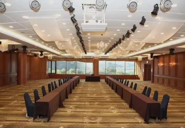 Chuncheon Bears Hotel 3-star or similar class