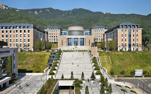 Busan University of Foreign Studies