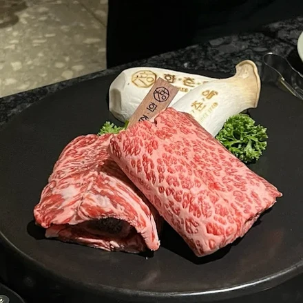 Taste the Authentic Korean Beef Ribs in CheongdamdongㅣHwachunok Cheongdam Branch