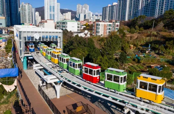 Blue Line Park Sky Capsule + Oryukdo + Huinnyeoul Culture Village + Gamcheon Day Tour | Busan Departure