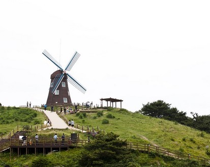 Gyeongsang Province 3-Day Tour (Busan · Geoje · Gyeongju)