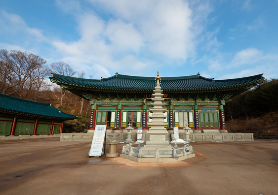 Korea East Coast 3-Day Tour (Yangyang · Samcheok · Busan) – Seoul Departure