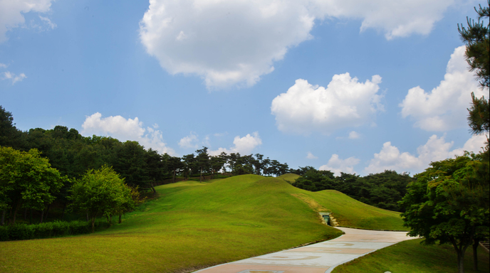 Central Region 2-Day Tour (Gongju · Jeonju · Gunsan) – Seoul Departure