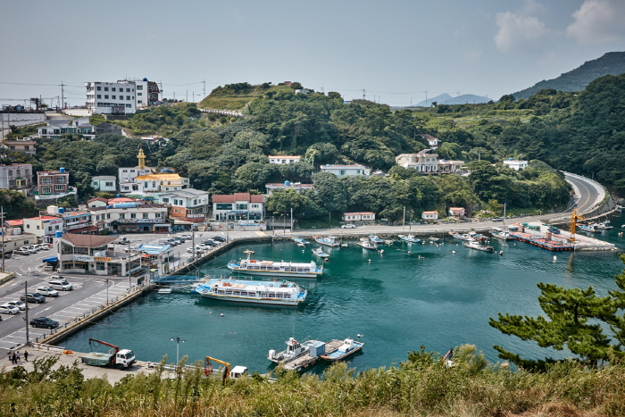 Gyeongsang Province 3-Day Tour (Busan · Geoje · Gyeongju)