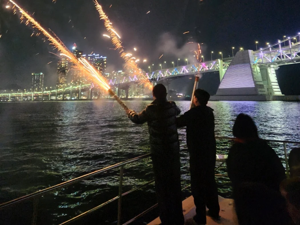 Korea Influencer 5D 4N Tour – Seoul 2 Nights & Busan 2 Nights (No Shopping / No Option / No Tip)