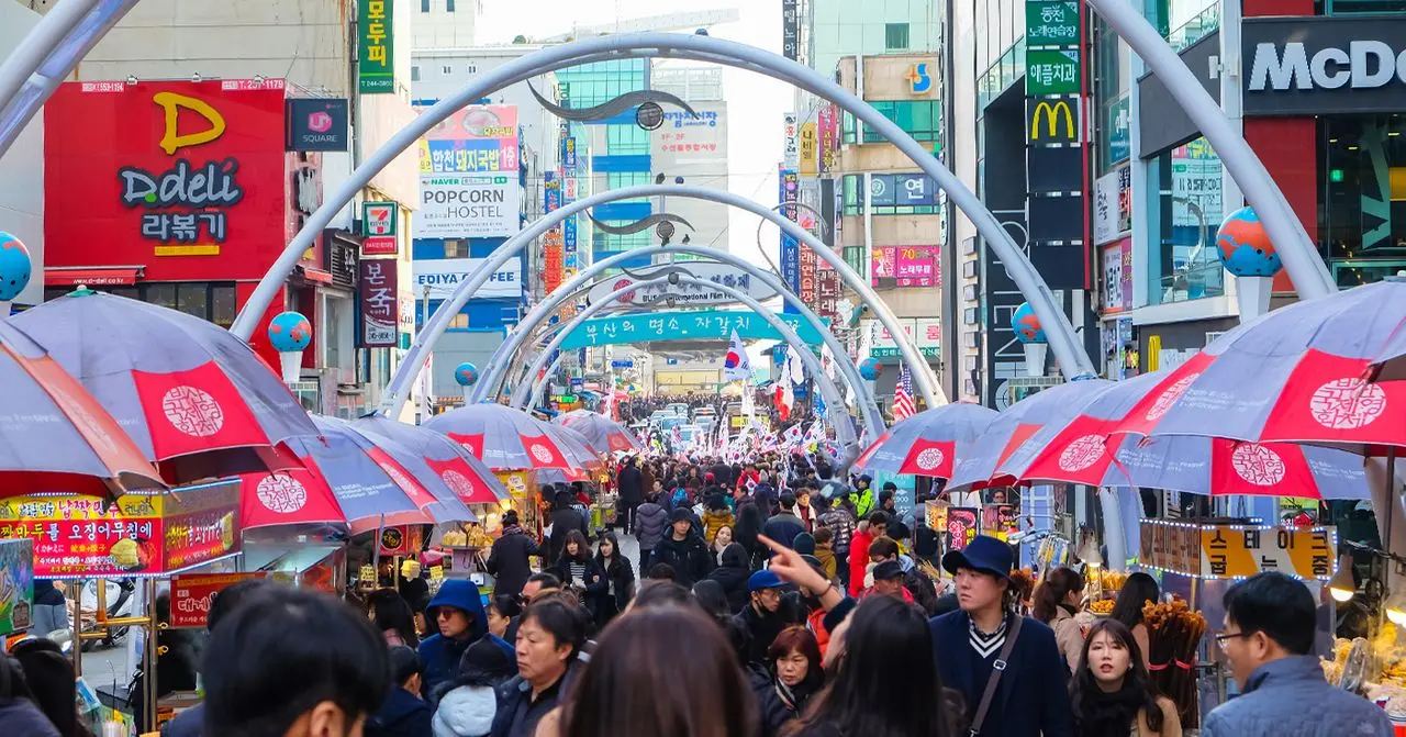 Korea Influencer 5D 4N Tour – Seoul 2 Nights & Busan 2 Nights (No Shopping / No Option / No Tip)