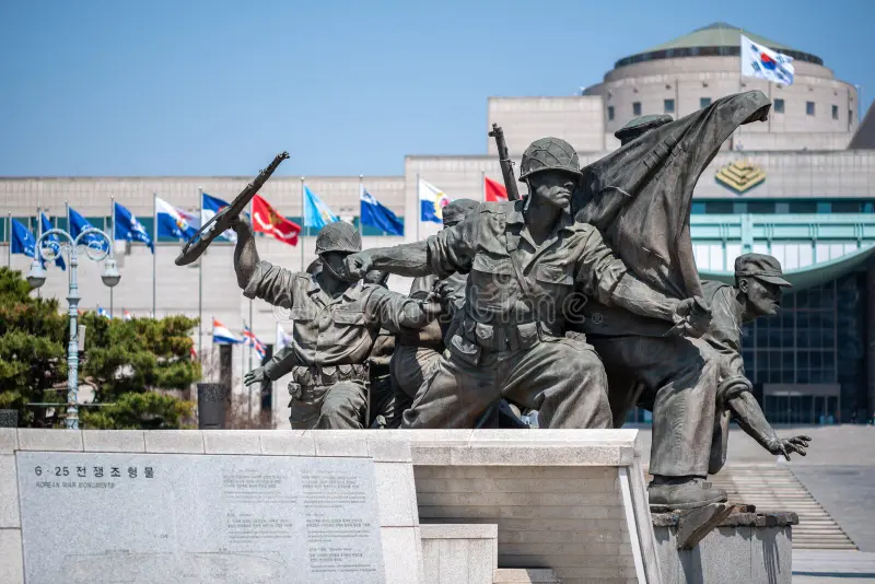 1-Day Seoul Daily Tour for Foreigners - Changdeokgung Palace, War Memorial, Seoul Sky