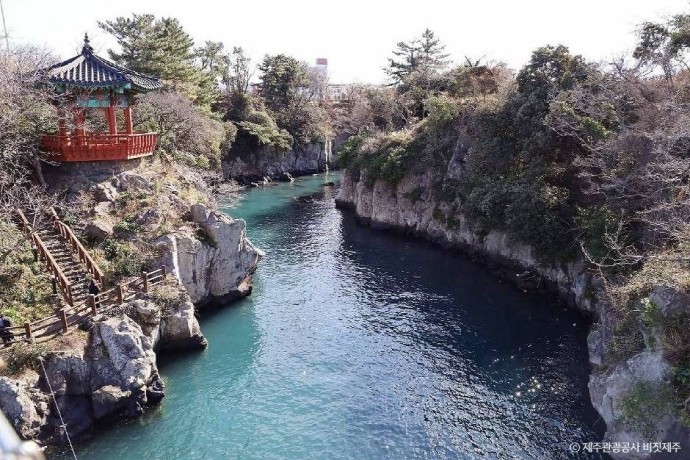 Jeju Island 3-Day Tour for Travelers – Departing from Seoul