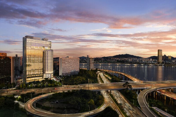 Superior King City View (Double)