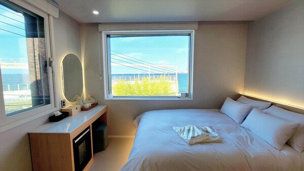 Luxury Ocean View Double